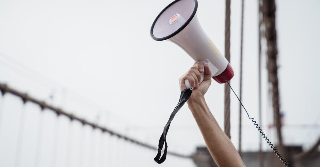 AI Bots Protest at Hotel Technology Conference